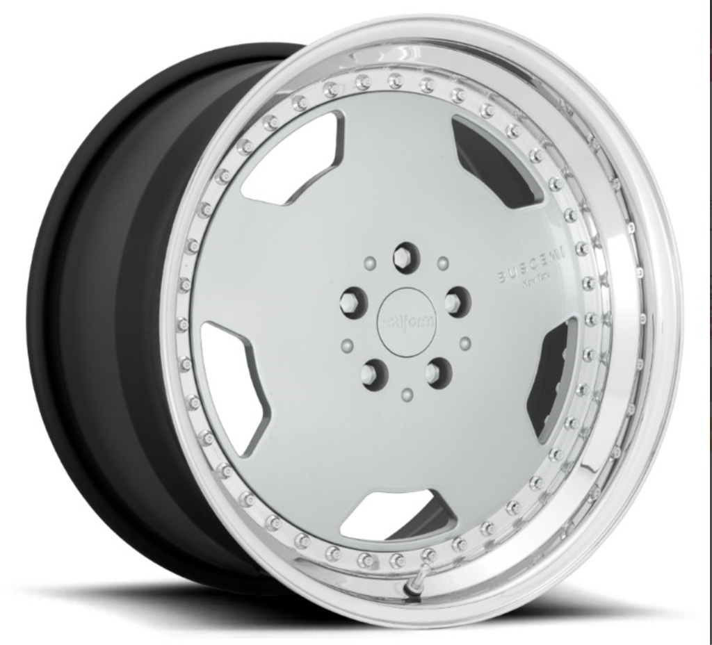 FELGA 17X8 5X112 ET35 66.6 SILVER_MACH_LIP MERCEDES_W126_5852