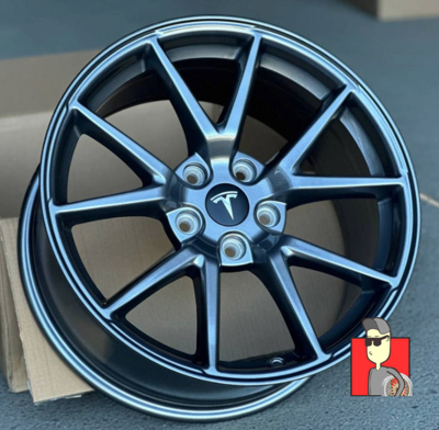 FELGA 18X8.5 5X114.3 ET40 64.1 GUNMETAL TESLA_3328