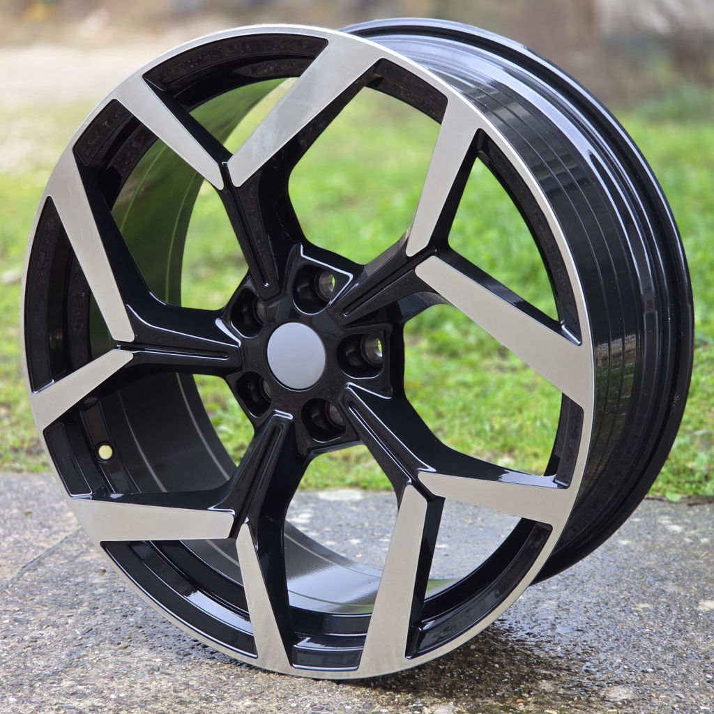 FELGA 19X8 5X108 ET40 65.1 BMF YF5729